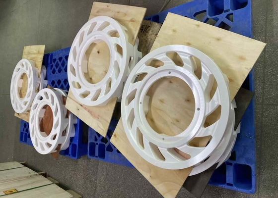 密度 3.8-3.9 G/cm3 折りたたみ強度 400 MPa Al2O3 陶器 耐磨性 電力モジュールの耐磨性