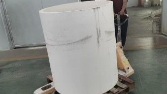 大型アルミナ酸化陶磁管 鉱山における高純度 電源 鉄鋼 金属 石炭 化学媒介 磨き粒子輸送